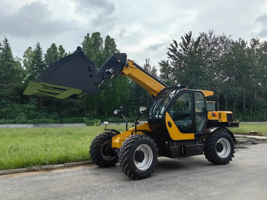 Why Companies Are Choosing Telehandlers Over Standard Forklifts