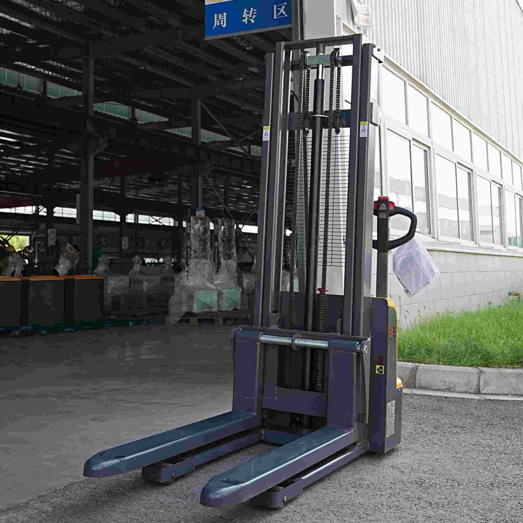 Front of the electric stacker
