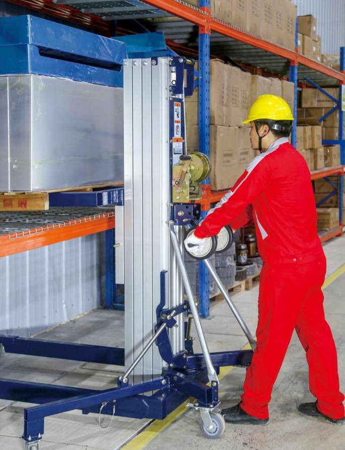 One-Person Material Lifts for Safer Overhead Jobs插图1 One-Person Material Lifts for Safer Overhead Jobs插图1