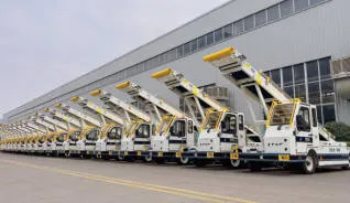 blb80-self-propelled-conveyor-belt-loader-2