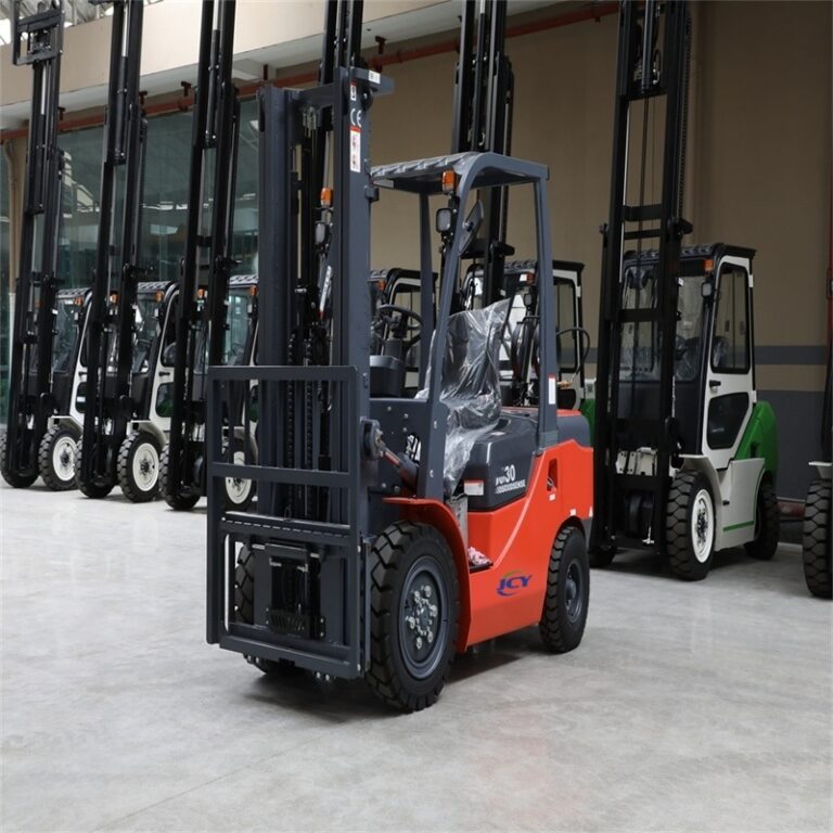 How Much LPG Does a Forklift Use Per Shift