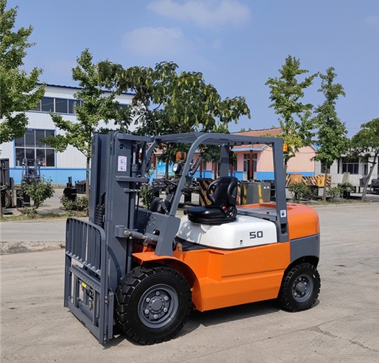 Forklift Gradeability: Plan Safe Ramp Work插图2 Forklift Gradeability Plan Safe Ramp Work